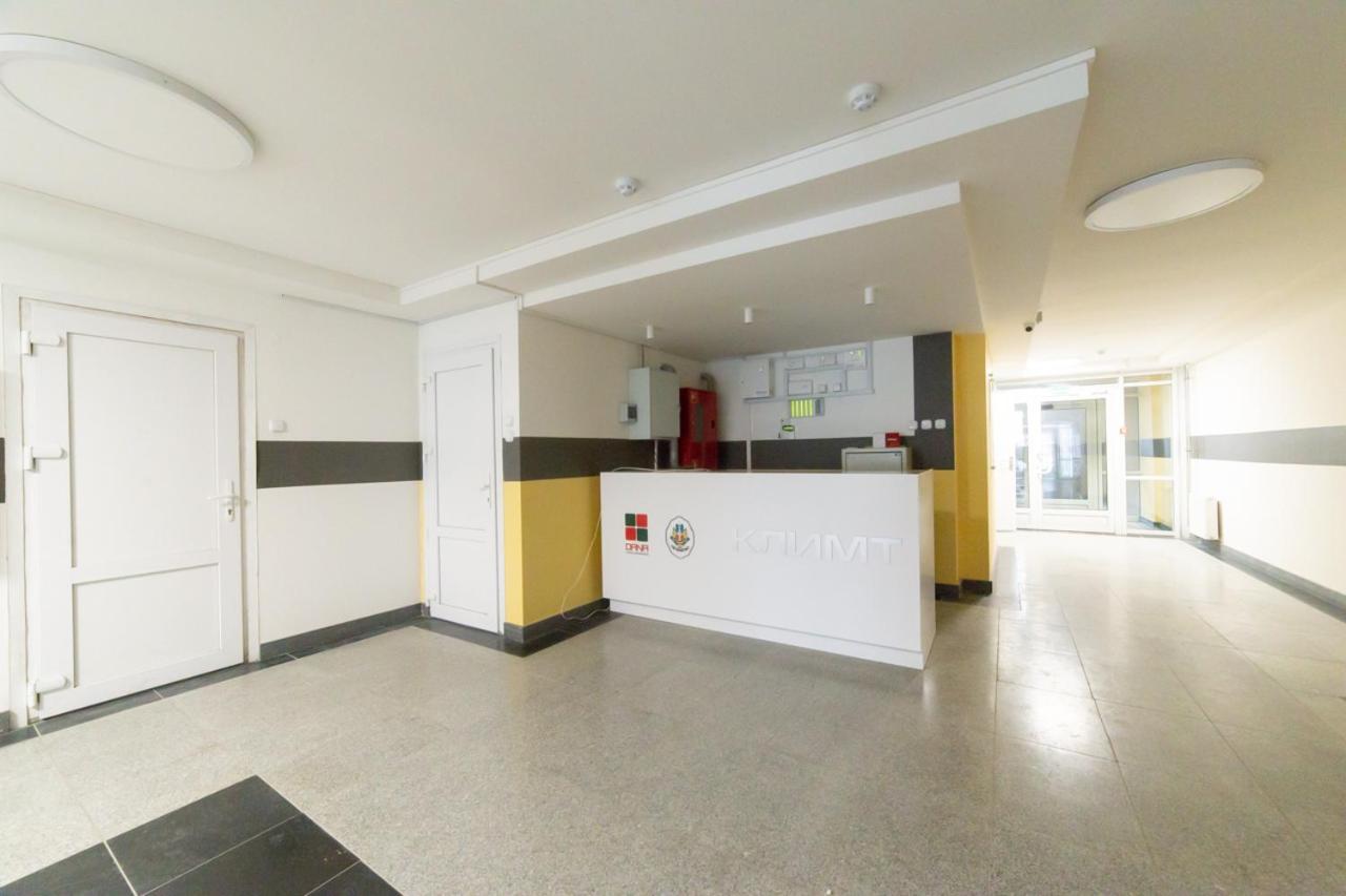 Premium Apartments Klimt On Picasso Boulevard ミンスク エクステリア 写真