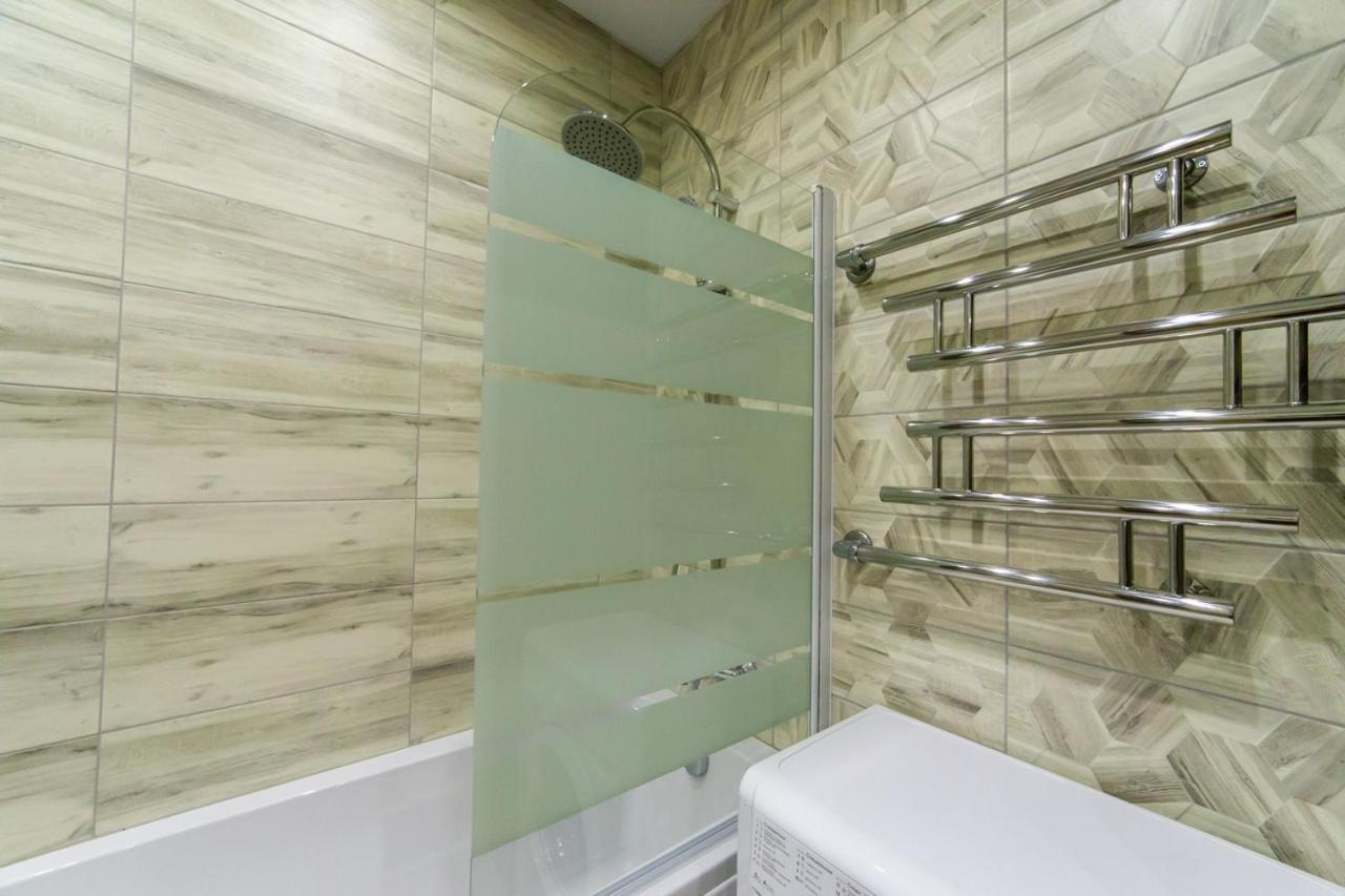 Premium Apartments Klimt On Picasso Boulevard ミンスク エクステリア 写真